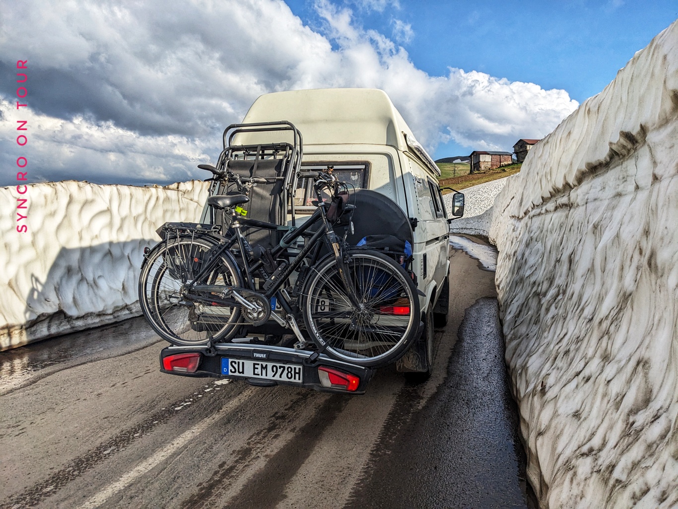 Kleiner Kaukasus – Wanderung und Passfahrt